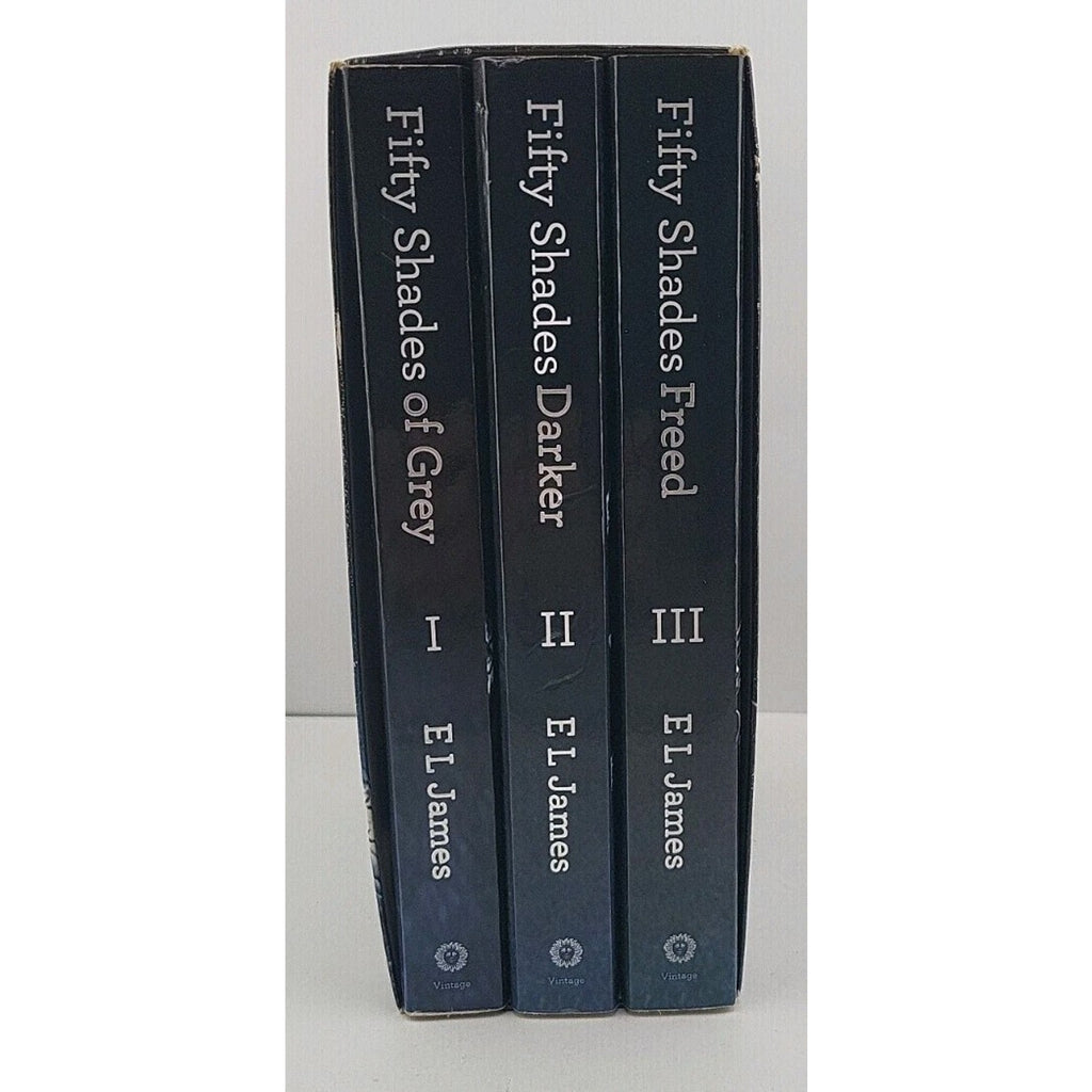 Fifty Shades Trilogy Set : Fifty Shades of Grey, Fifty Shades Darker, Fifty...