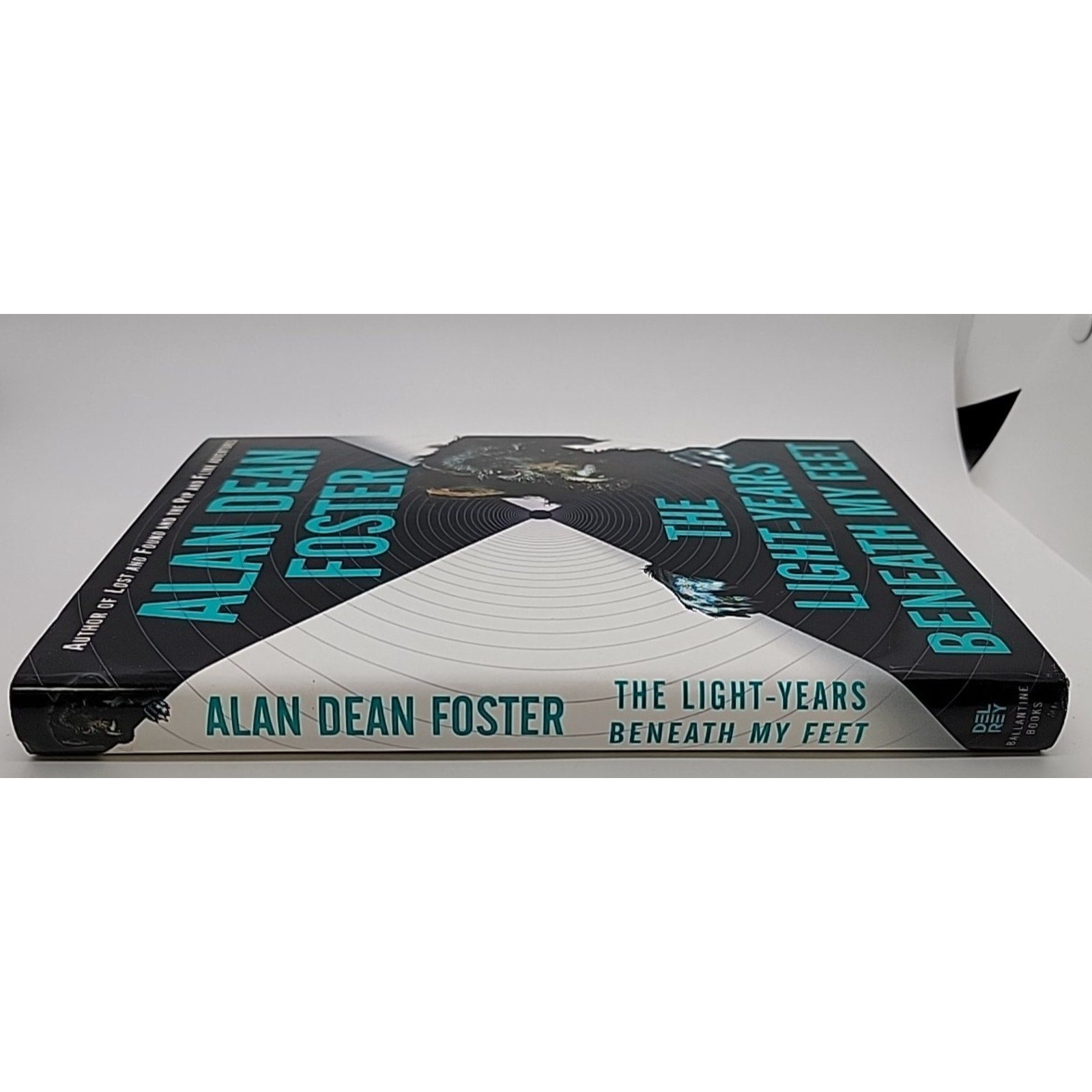 Light-Years Beneath My Feet by Alan Foster (2005, Hardcover)