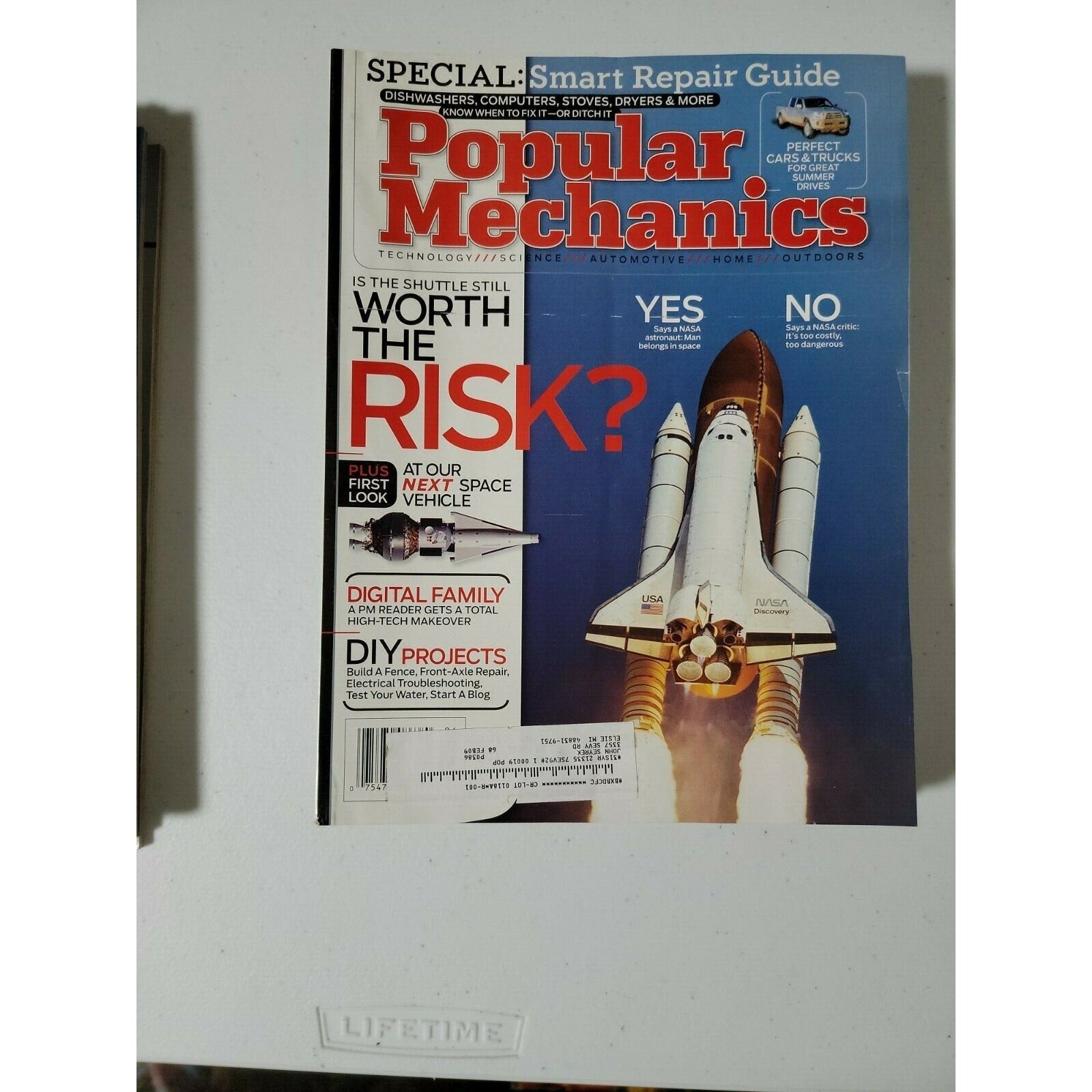 Popular Mechanic Magazine Lot 2005 11/12