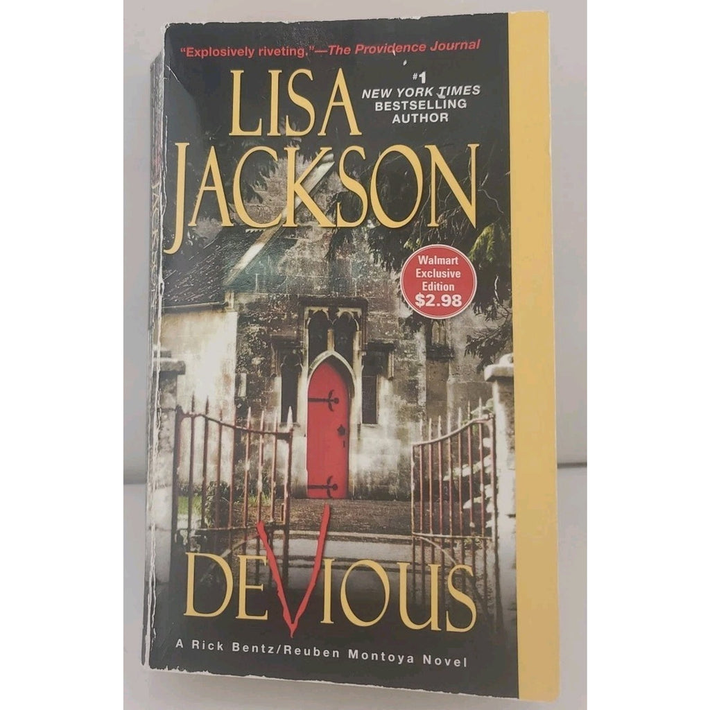 Devious (Exclusive Edition) - Mass Market Paperback By Lisa Jackson -