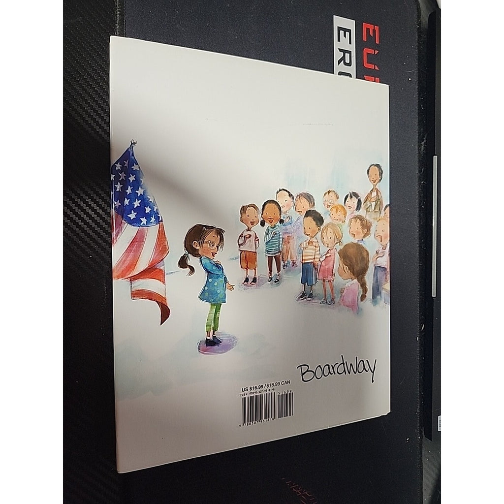 I Pledge Allegiance by Libby Martinez and Pat Mora (2014, Picture Book)