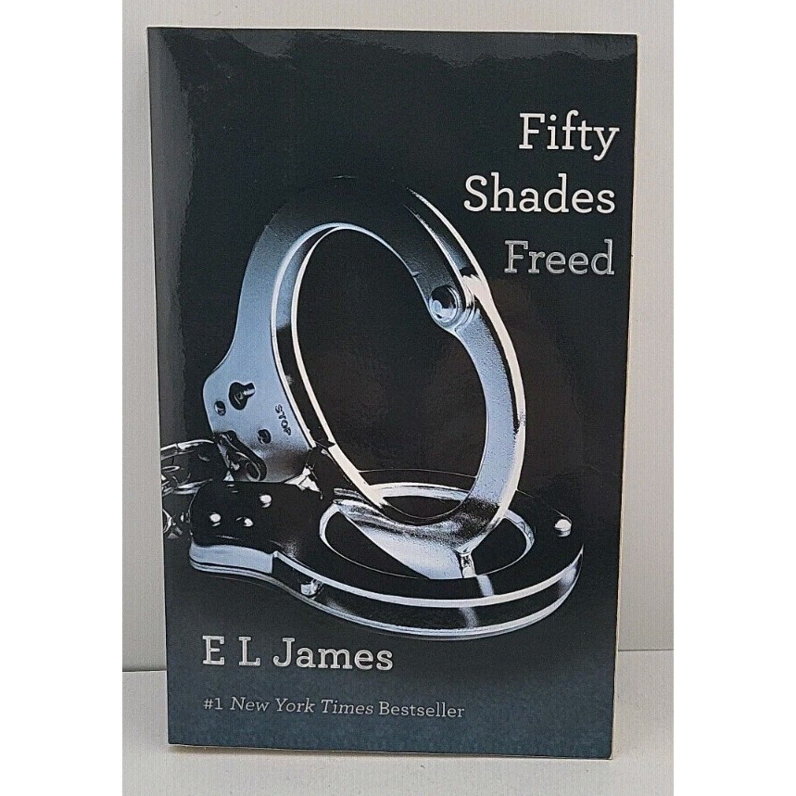 Fifty Shades Trilogy Set : Fifty Shades of Grey, Fifty Shades Darker, Fifty...