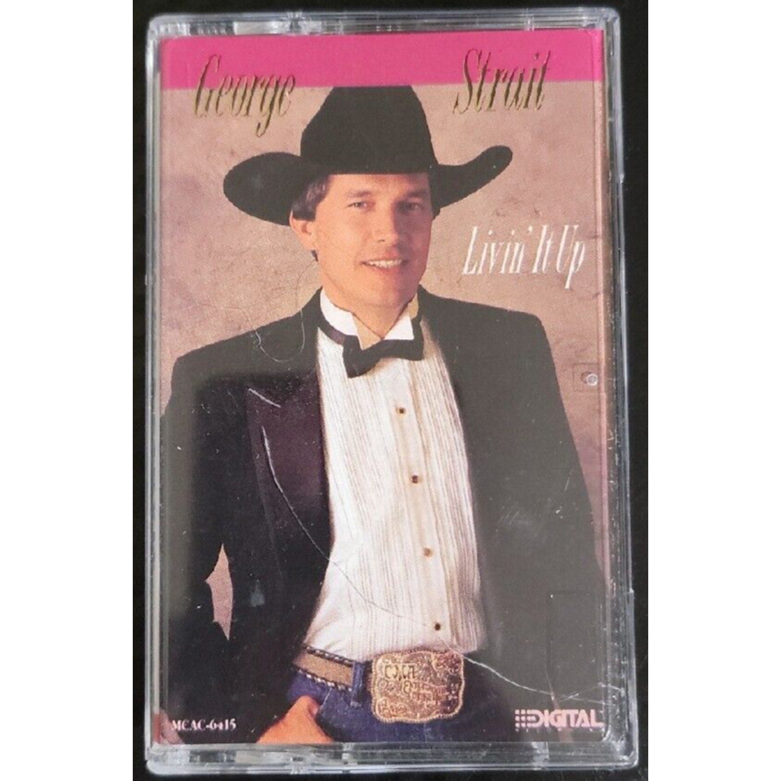 George Strait - Livin' It Up (Cassette)
