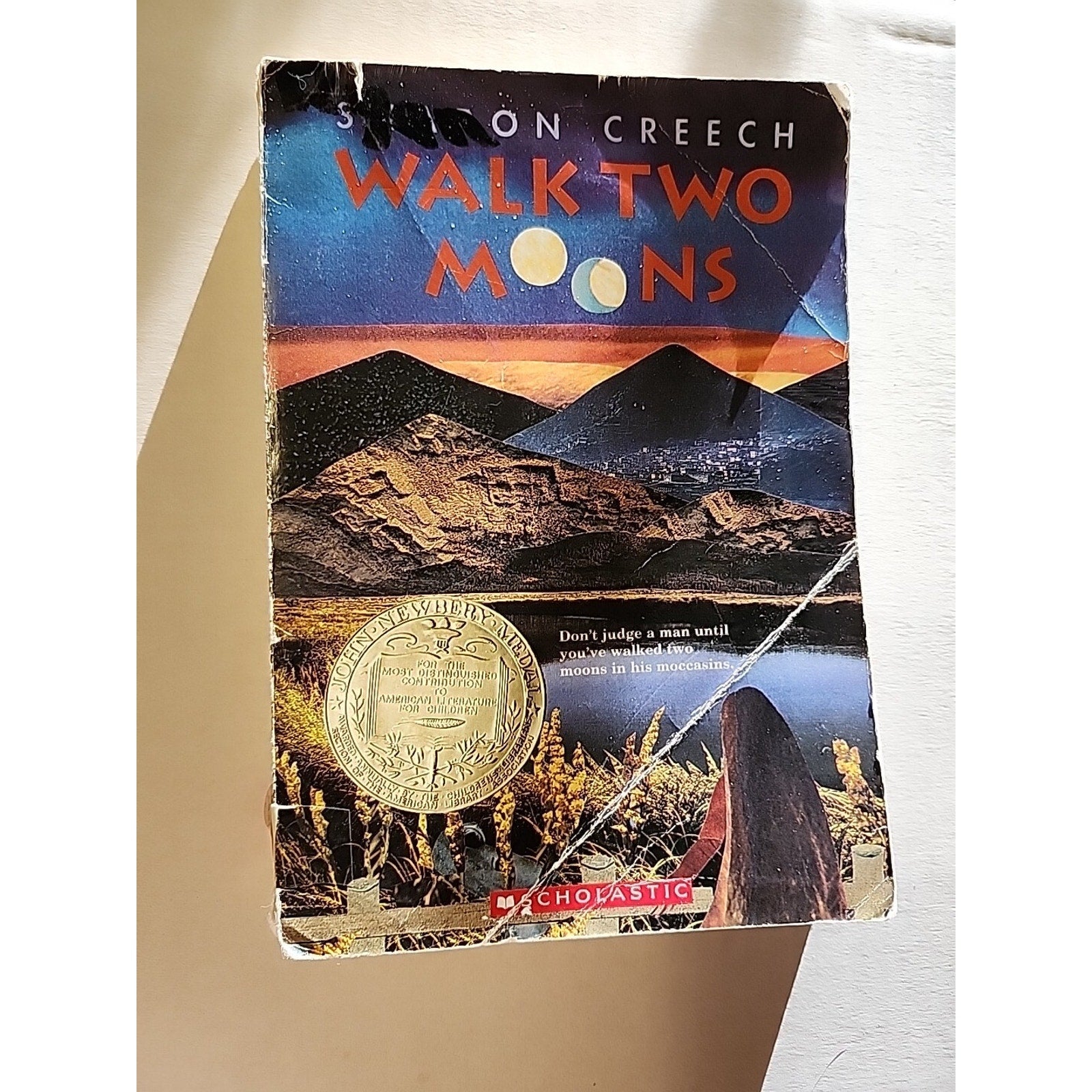 Walk Two Moons by Sharon Creech (Trade Paperback, Student edition)