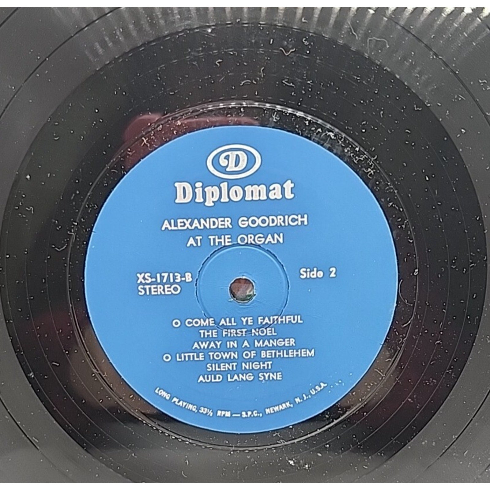 Alexander Goodrich – At The Organ - Organ and Chimes Christmas Favorites(Record)