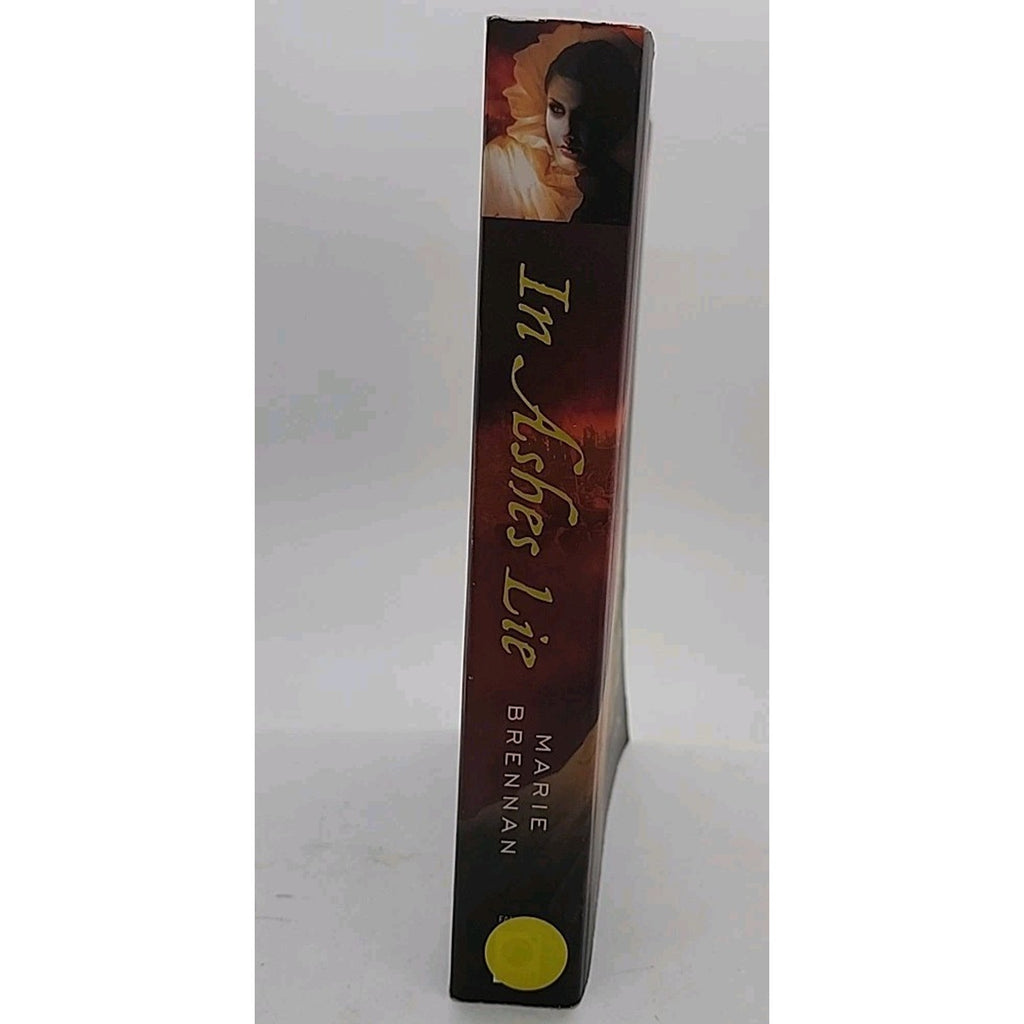 In Ashes Lie by Marie Brennan (2009, Trade Paperback)