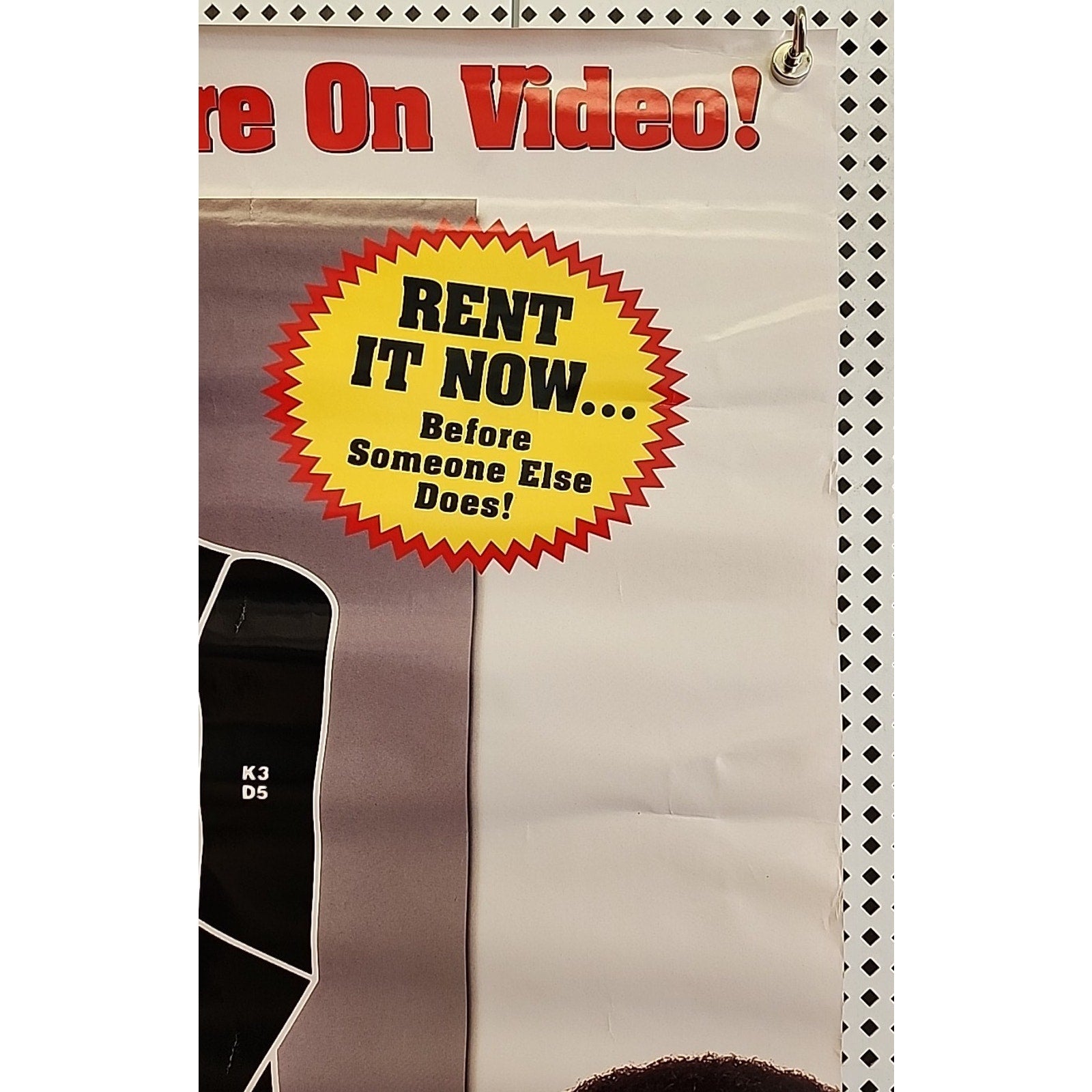 1993 National Lampoon’s Loaded Weapon Original Theatrical Movie Poster 27”x40”