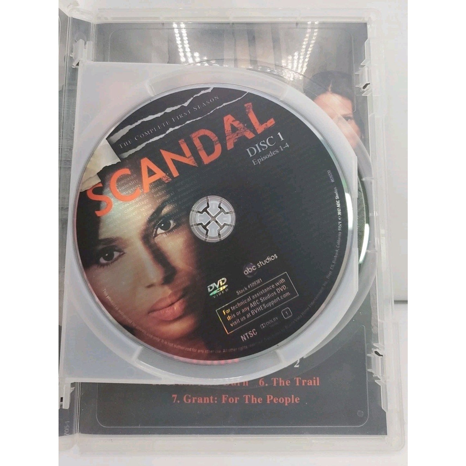 Scandal: the Complete First Season (DVD)