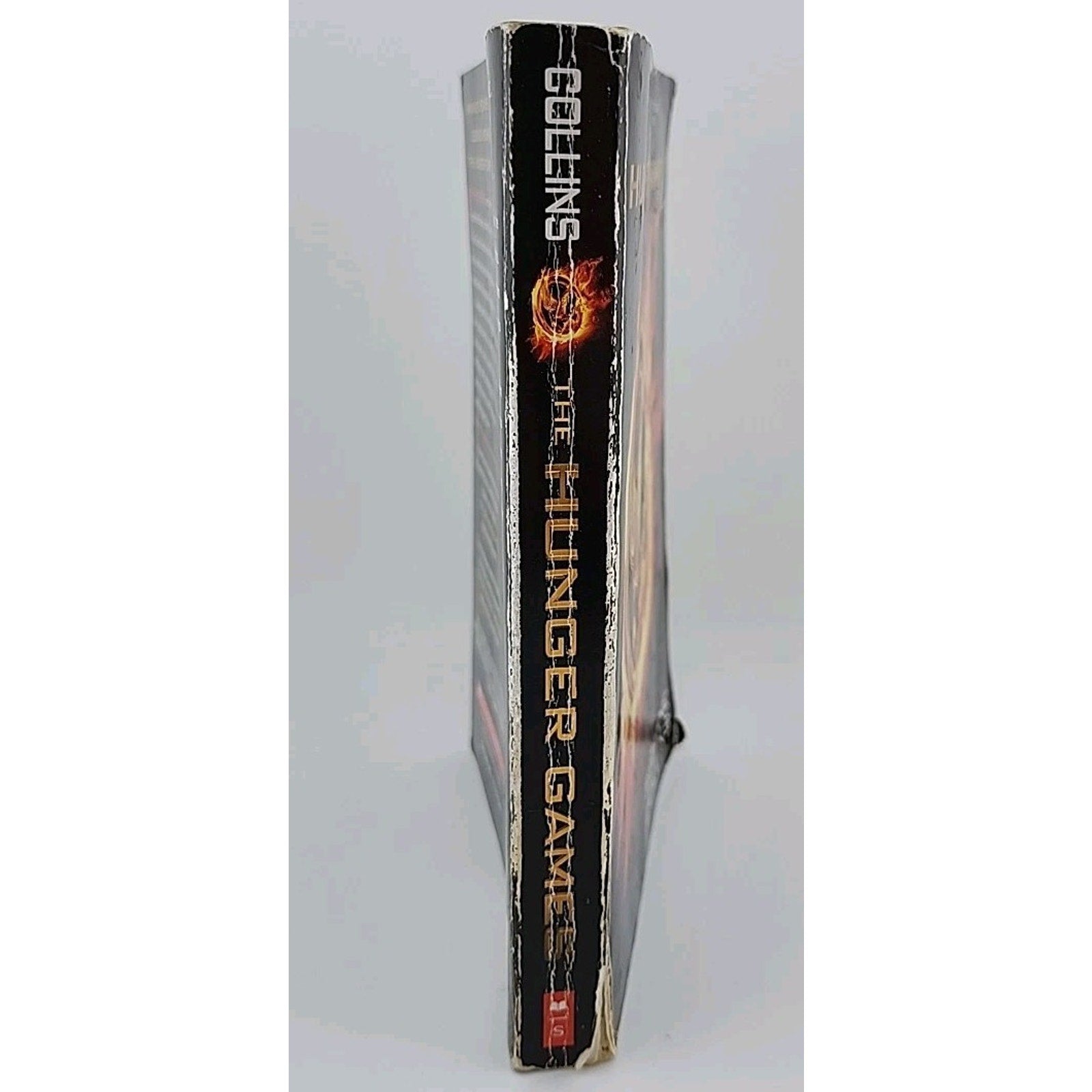 Hunger Games by Suzanne Collins (2012, Trade Paperback)