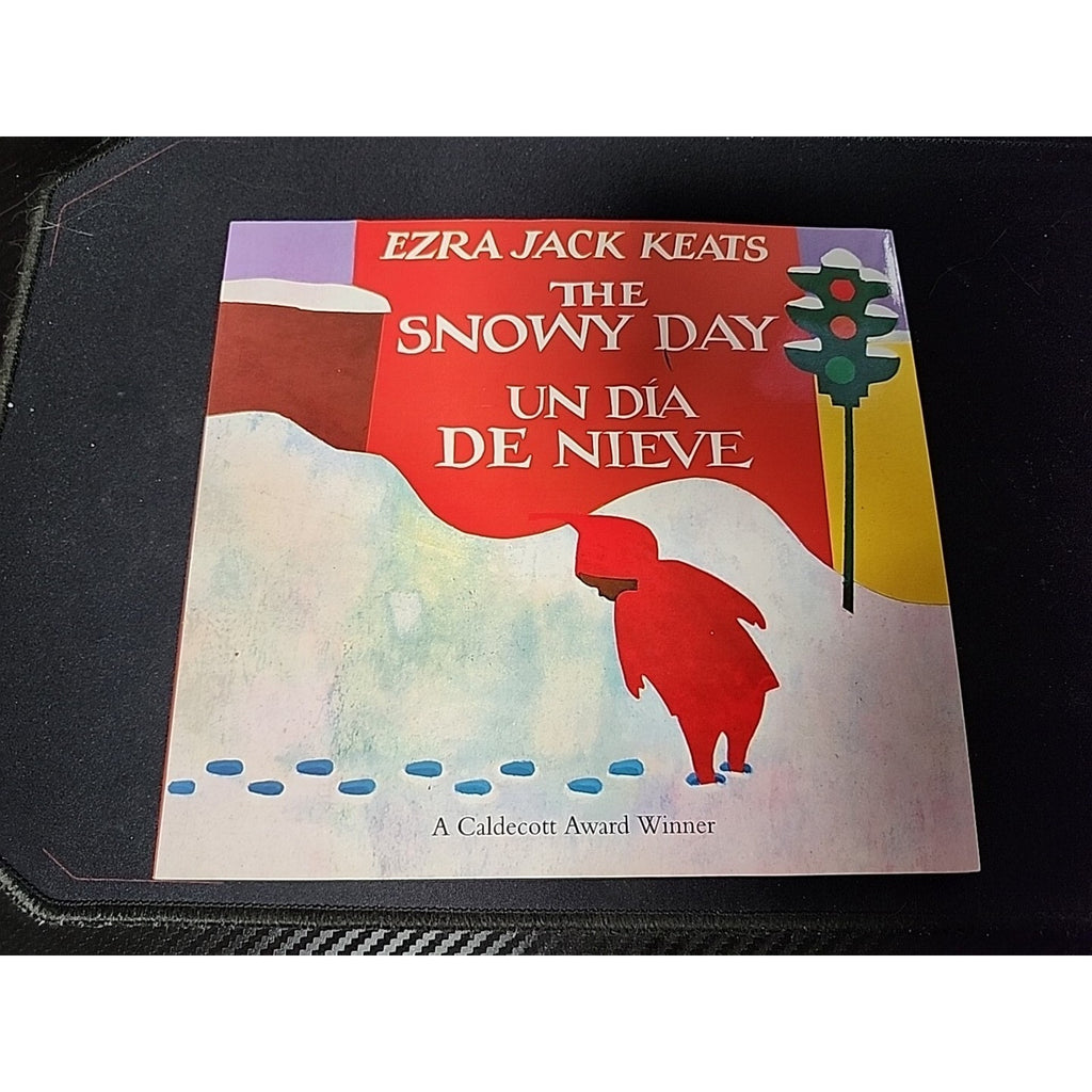 The Snowy Day - Paperback By Keats, Ezra Jack -