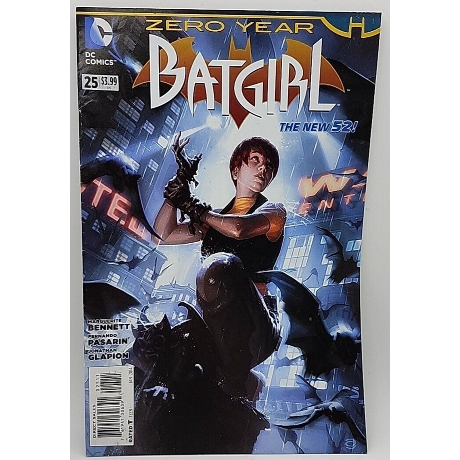 Batgirl #25 (January 2014) The New 52 DC Comics