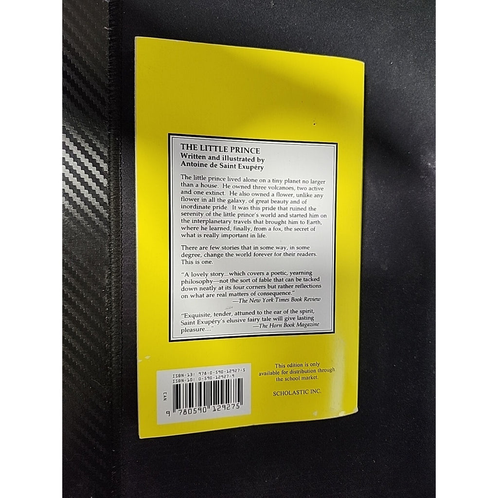 The Little Prince by Antoine De Saint-Exupéry (Trade Paperback)