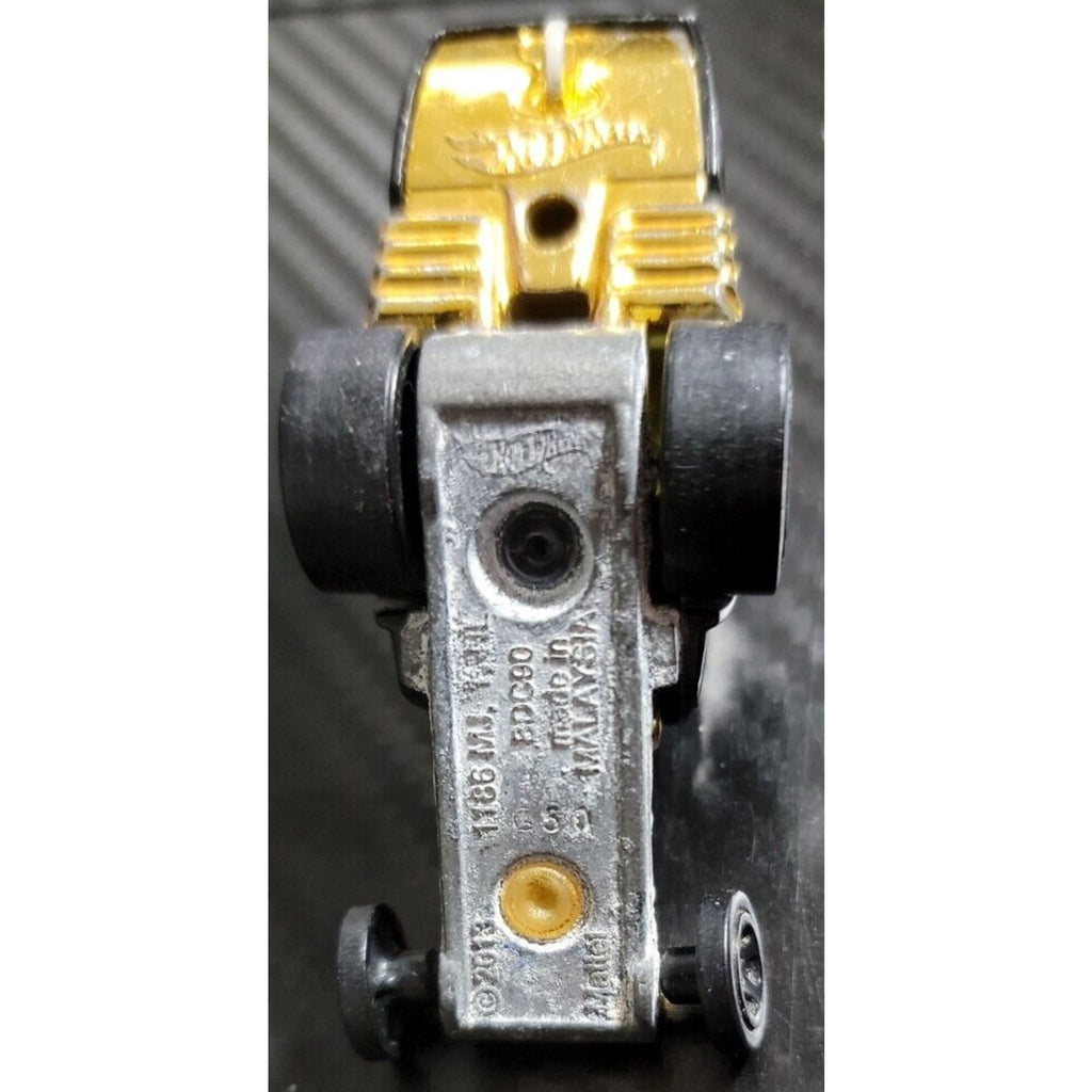 Mattel Black and Gold Knuckles Custom Engines Hot Wheels Toy Car 2013