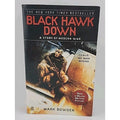 Black Hawk Down : A Story of Modern War by Mark Bowden (2002, Mass Market)