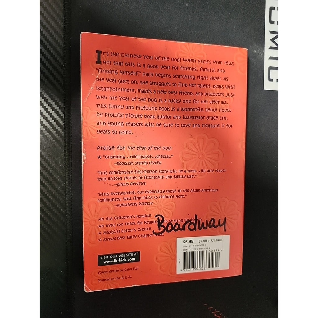 A Pacy Lin Novel Ser.: The Year of the Dog by Grace Lin (2007, Perfect)