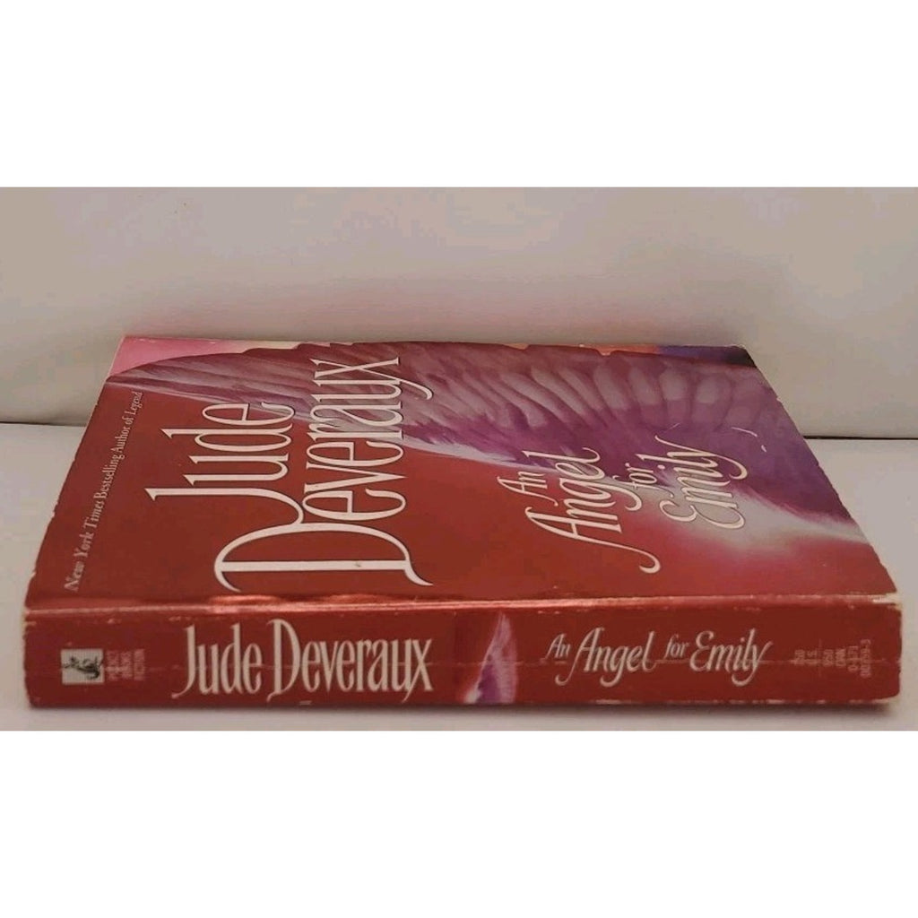 An Angel for Emily Jude Deveraux (Paperback)
