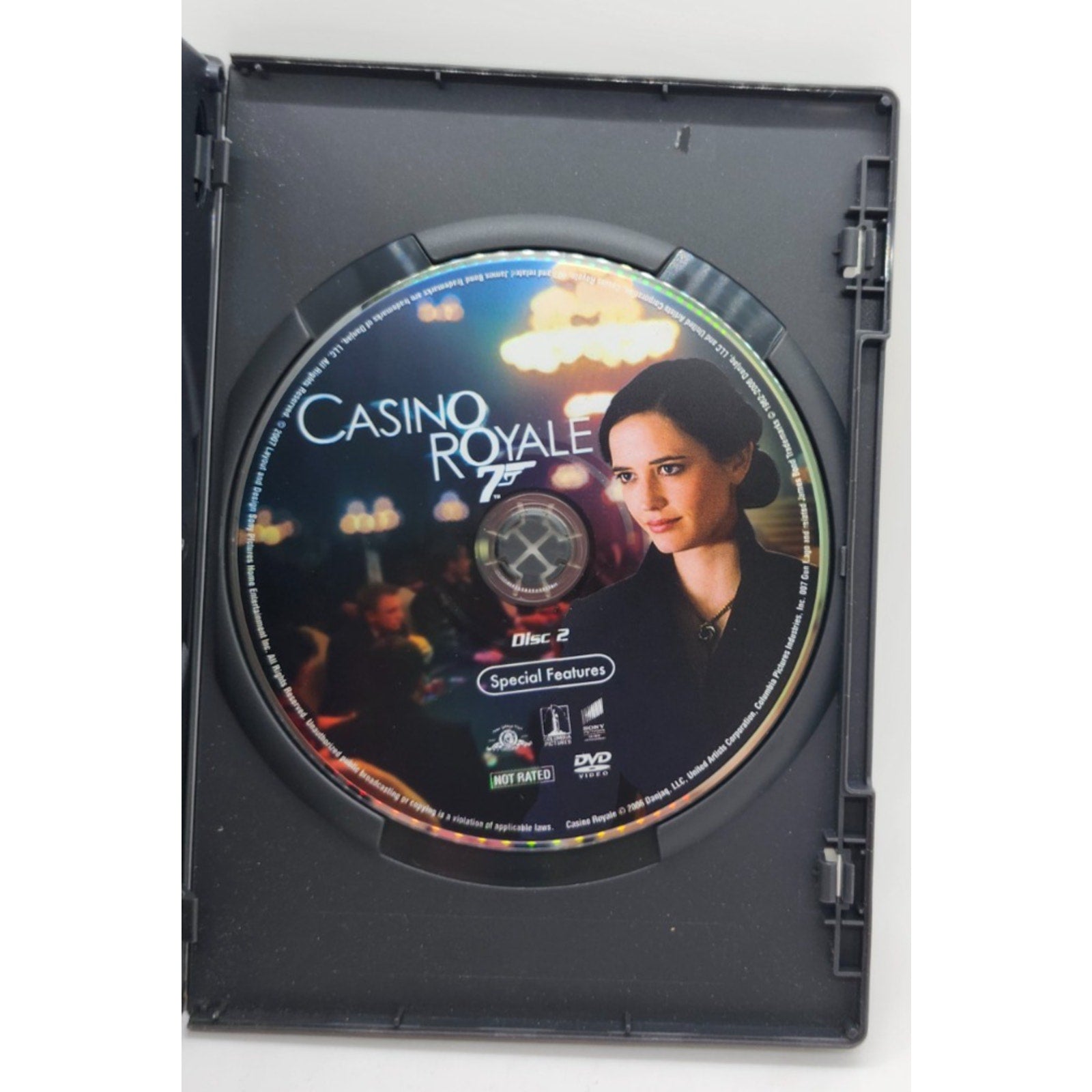 Casino Royale (DVD, 2007, 2-Disc Set, Full Frame)
