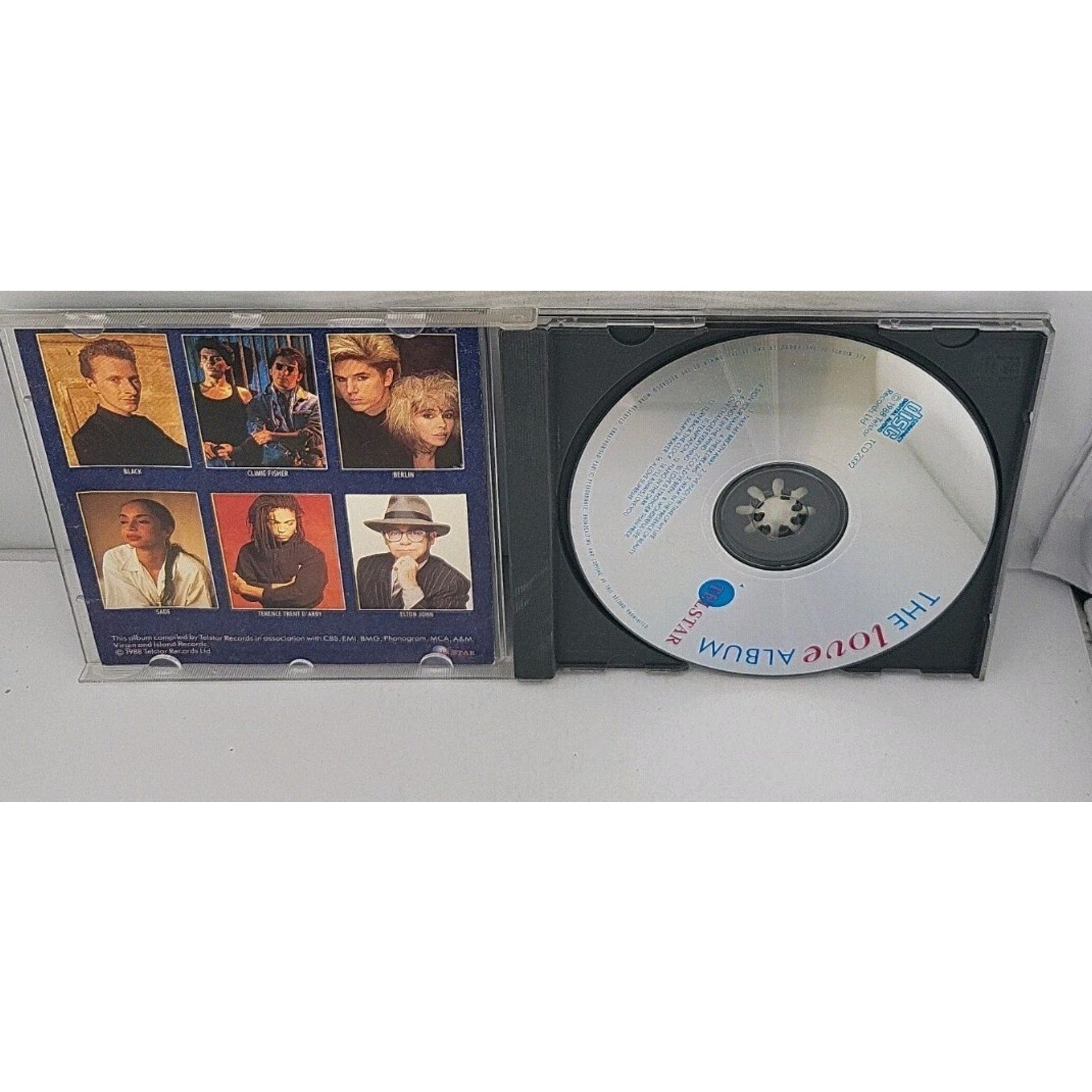 The Love Album - Various Artists CD