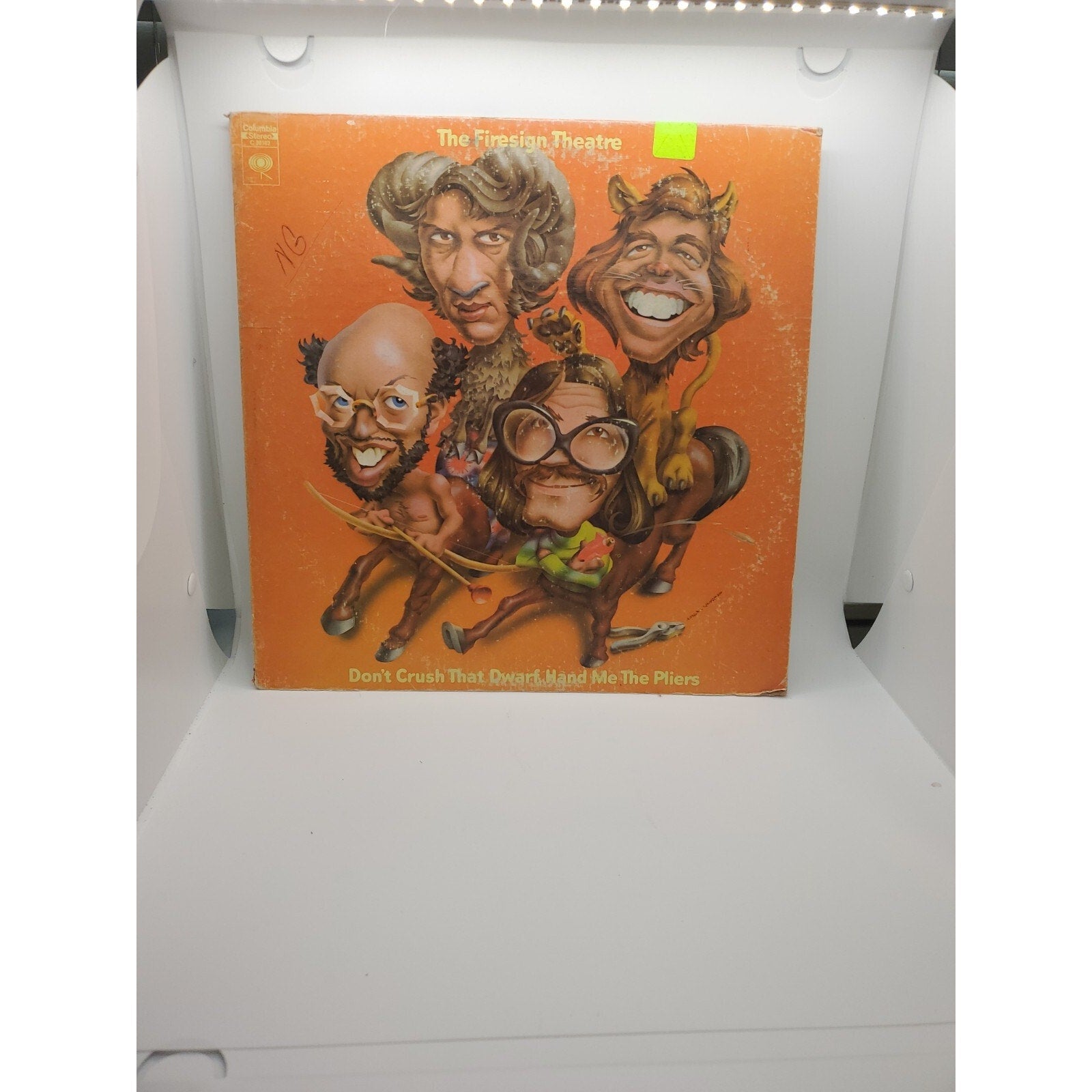 The Firesign Theatre - Don't Crush That Dwarf, Hand Me The Pliers (Record)