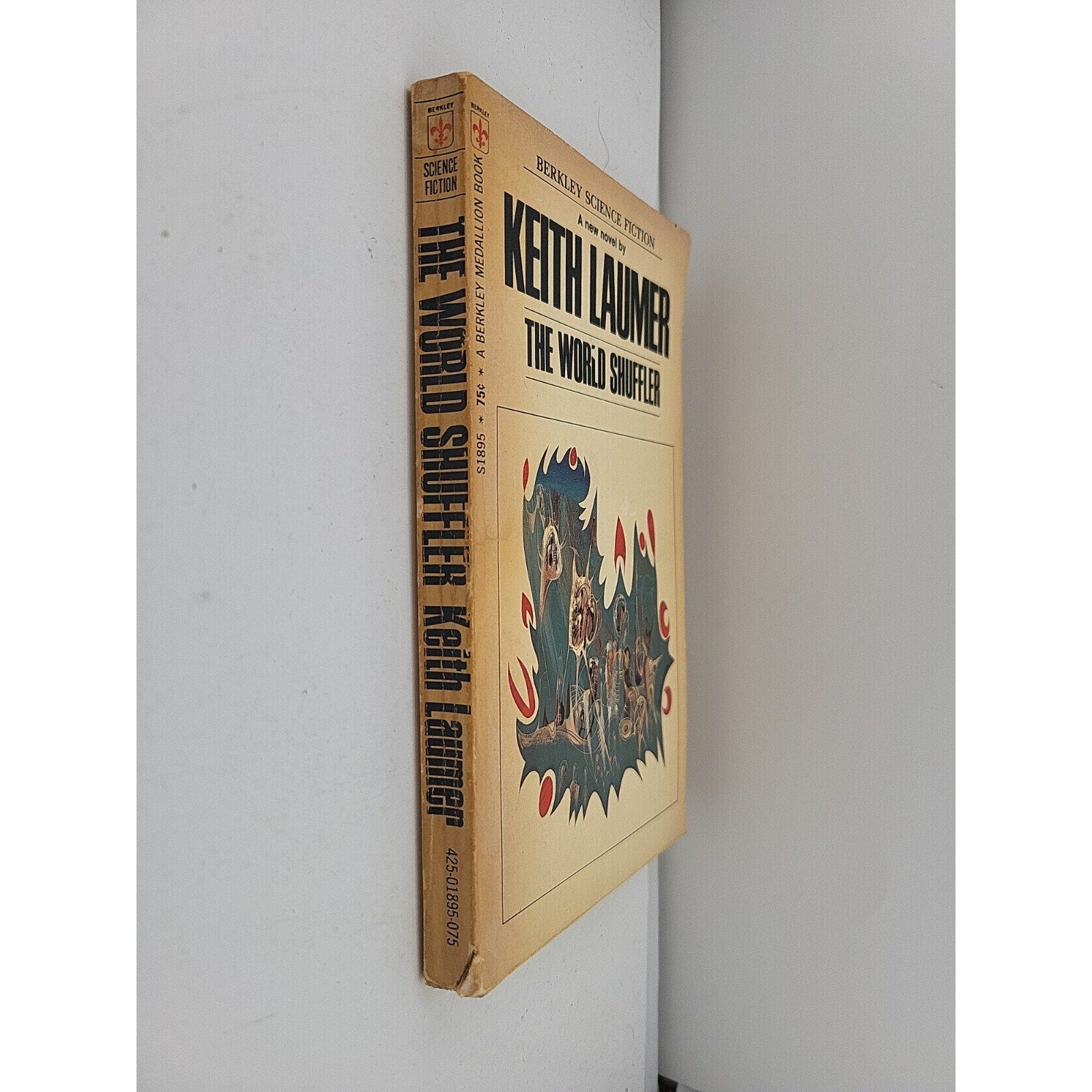 The World Shuffler Keith Laumer PB Berkley (1970)