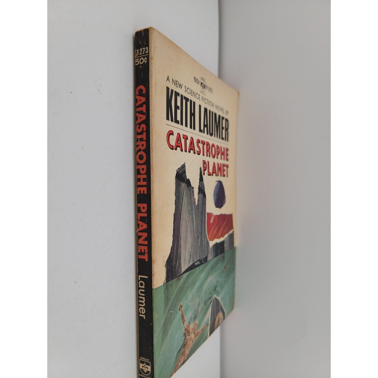 Catastrophe Planet Keith Laumer PB 1st Berkley (1966)
