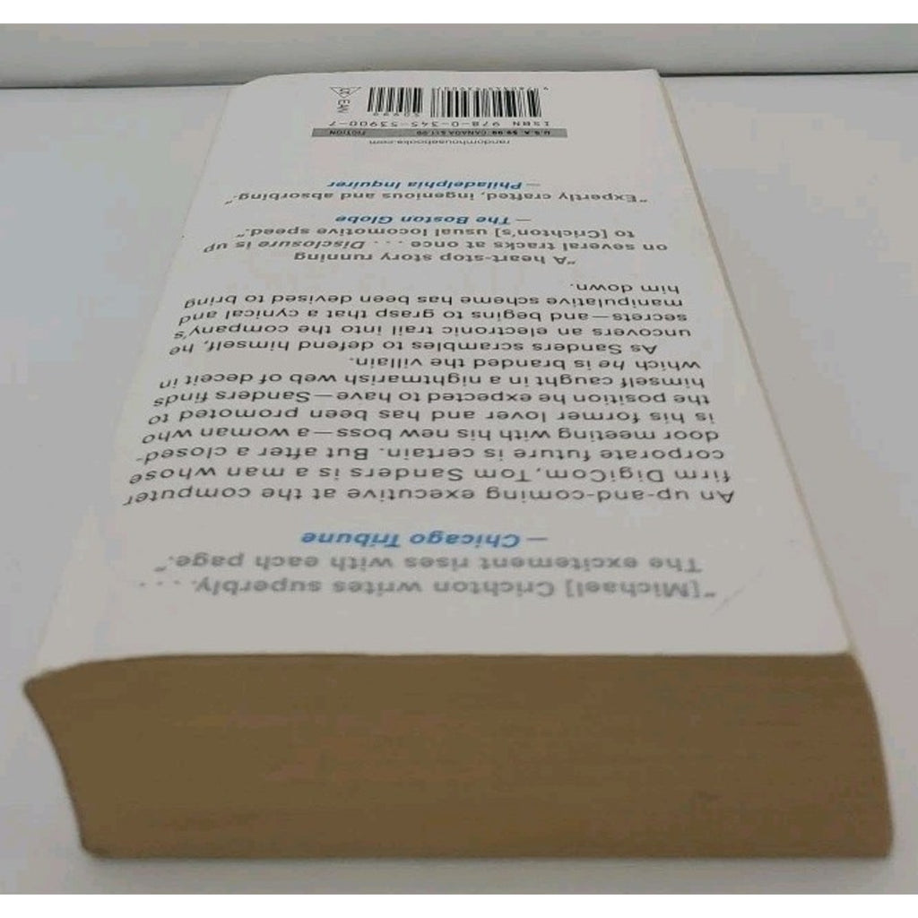Disclosure : A Novel by Michael Crichton (2012, Mass Market)