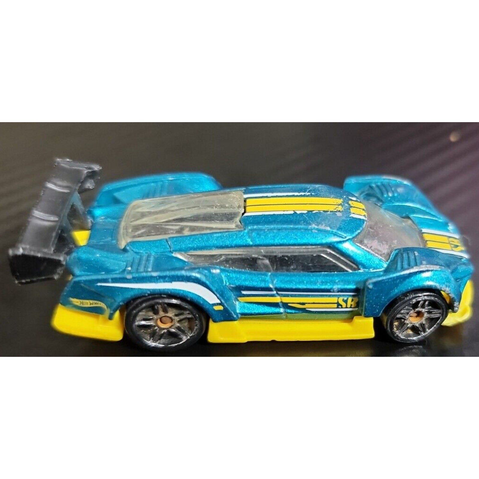 Hot Wheels Super Blitzen Green
