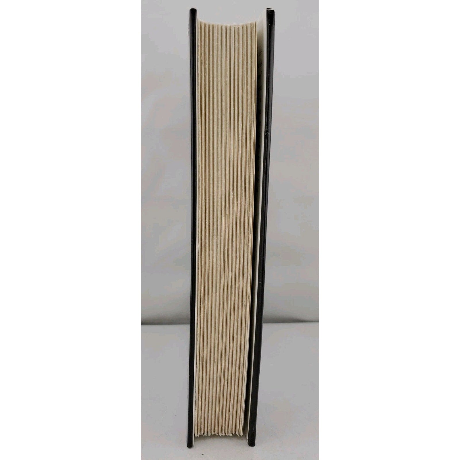 Golden One by Elizabeth Peters (2002, Hardcover)