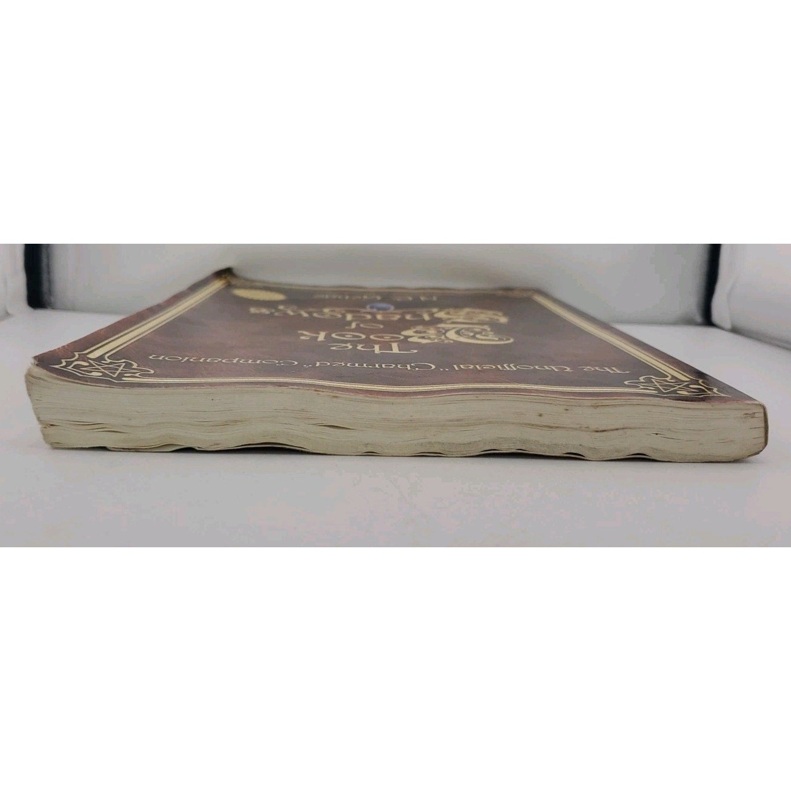 Book of Shadows : The Unofficial Charmed Companion by Ngaire E. Genge (2000,...