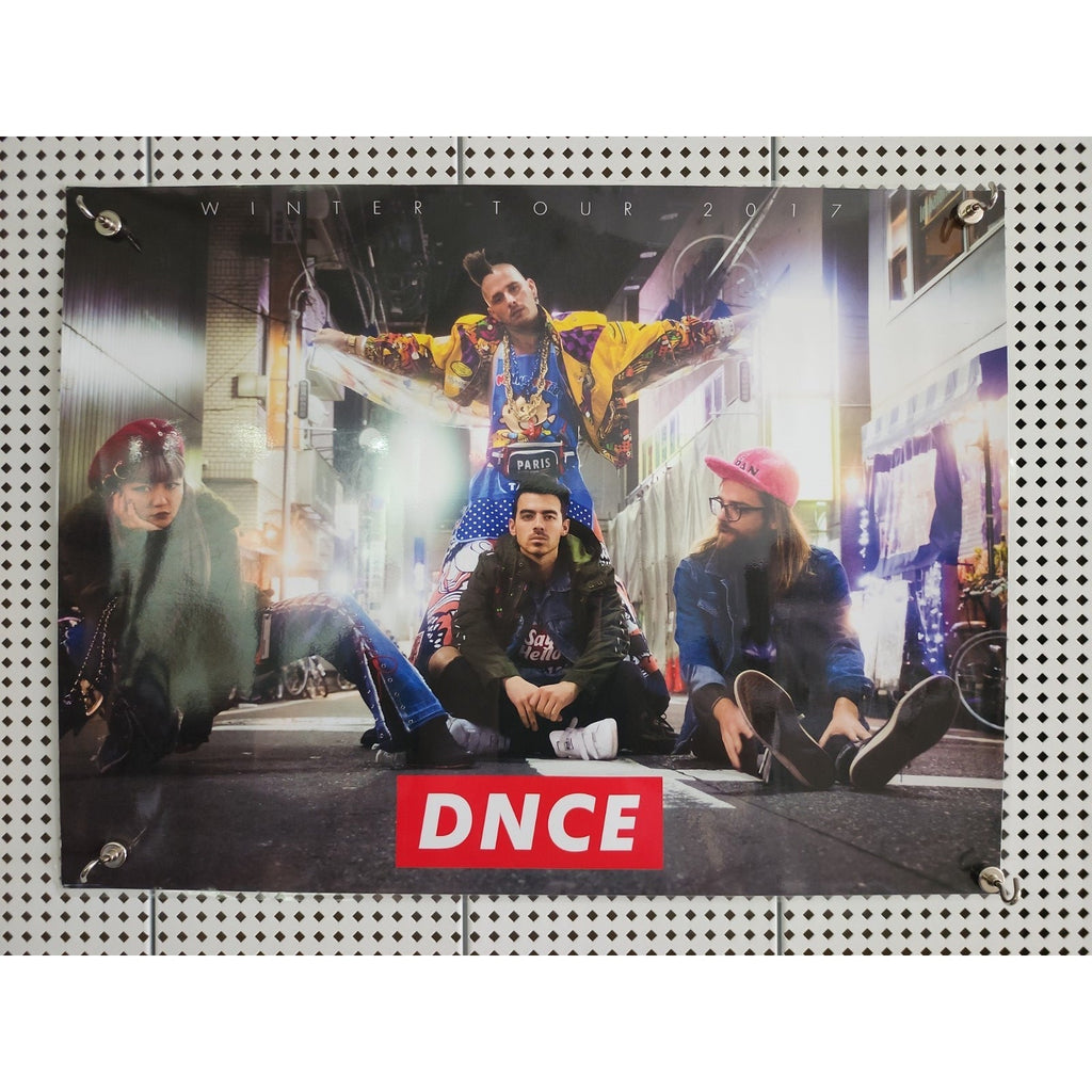 Winter Tour 2017 DNCE Joe Jonas