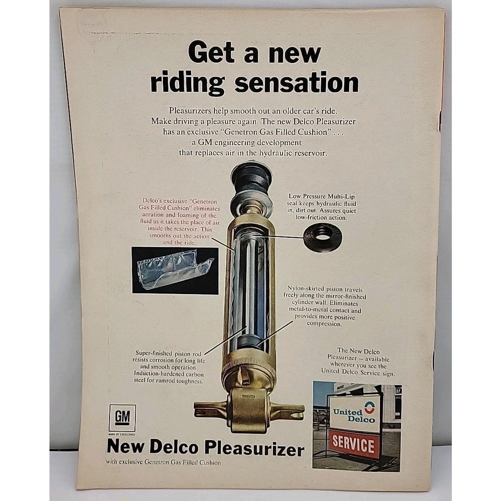 Motor Trend Magazine December 1967 Vol. 19 No. 12