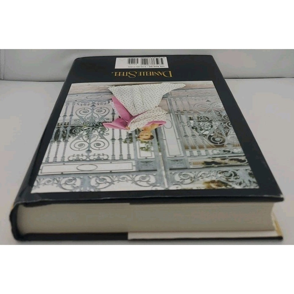 Cottage by Danielle Steel (2002, Hardcover)