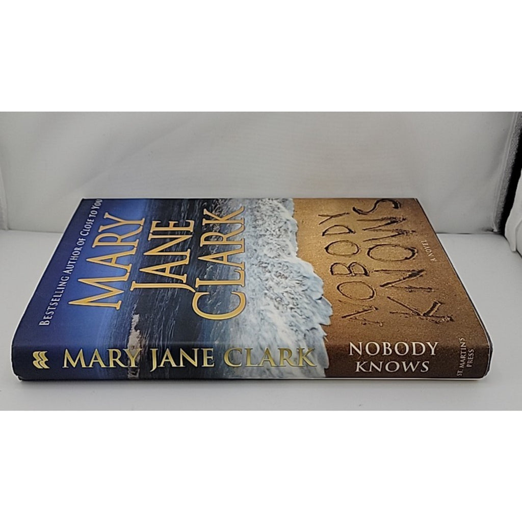 Nobody Knows by Mary Jane Clark (2002, Hardcover)