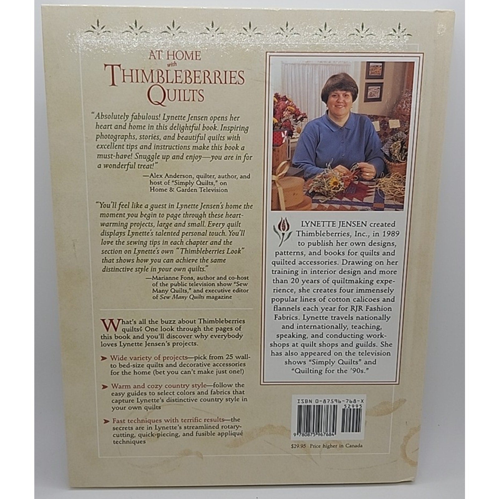At Home with Thimbleberries Quilts : A Collection of 25 Country Quilts and...