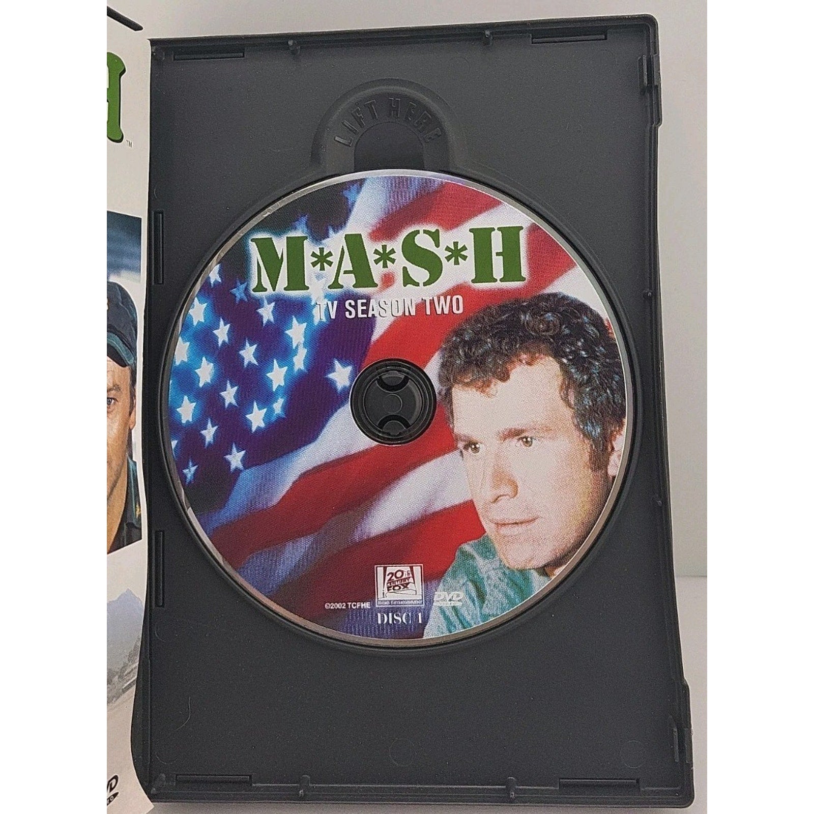 MASH - Season 2 (DVD, 2002, 2 Of 3 Discs) *Missing DISC 2*