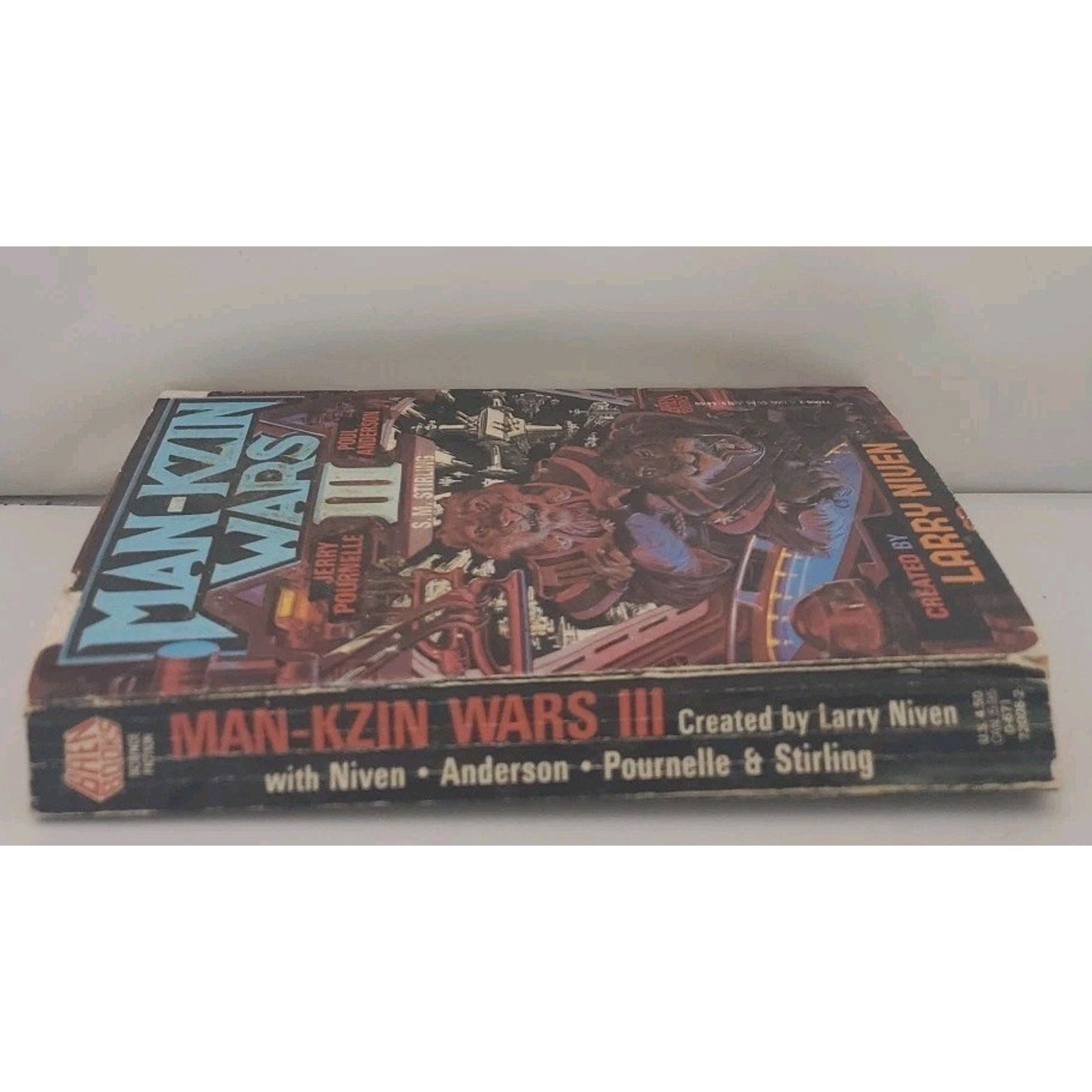 Man-Kzin Wars III by Larry Niven (1990, Mass Market)
