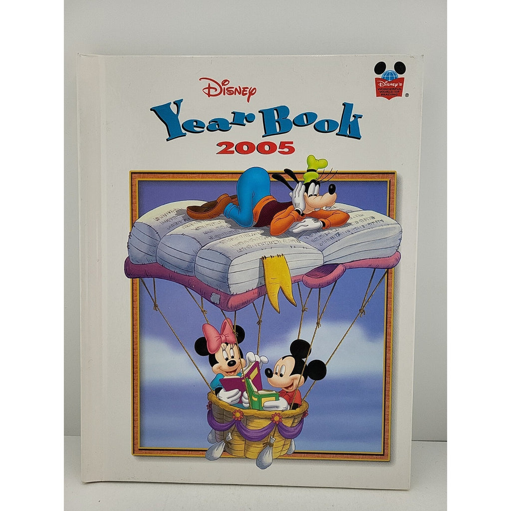 Disney Year Book 2005 Children's Book Featuring Mickey Minnie Goofy Donald