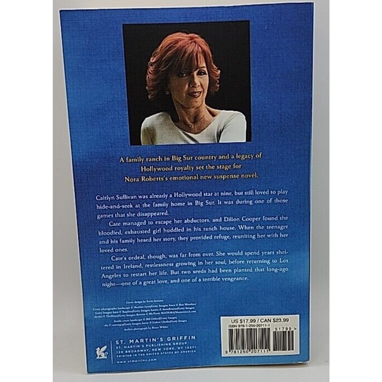 Hideaway : A Novel by Nora Roberts (2021, Trade Paperback)