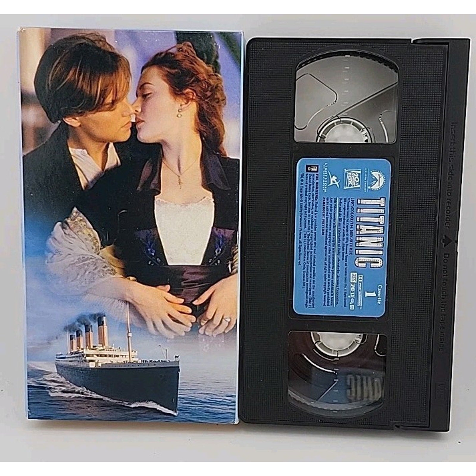 Titanic (VHS, 1998, 2-Tape Set, Pan-and-Scan)