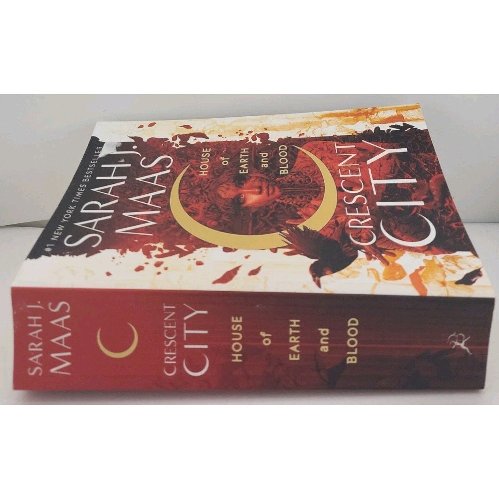 House of Earth and Blood by Sarah J. Maas (2021, Trade Paperback)
