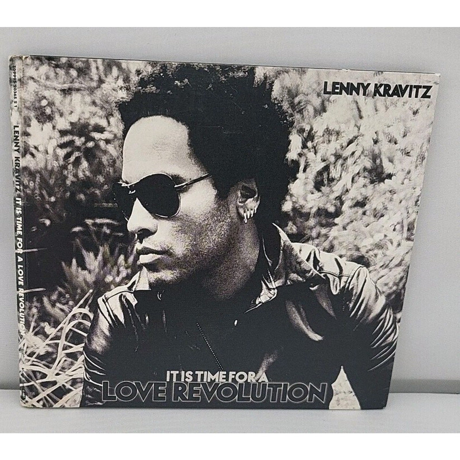 It is Time For a Love Revolution - Lenny Kravitz CD