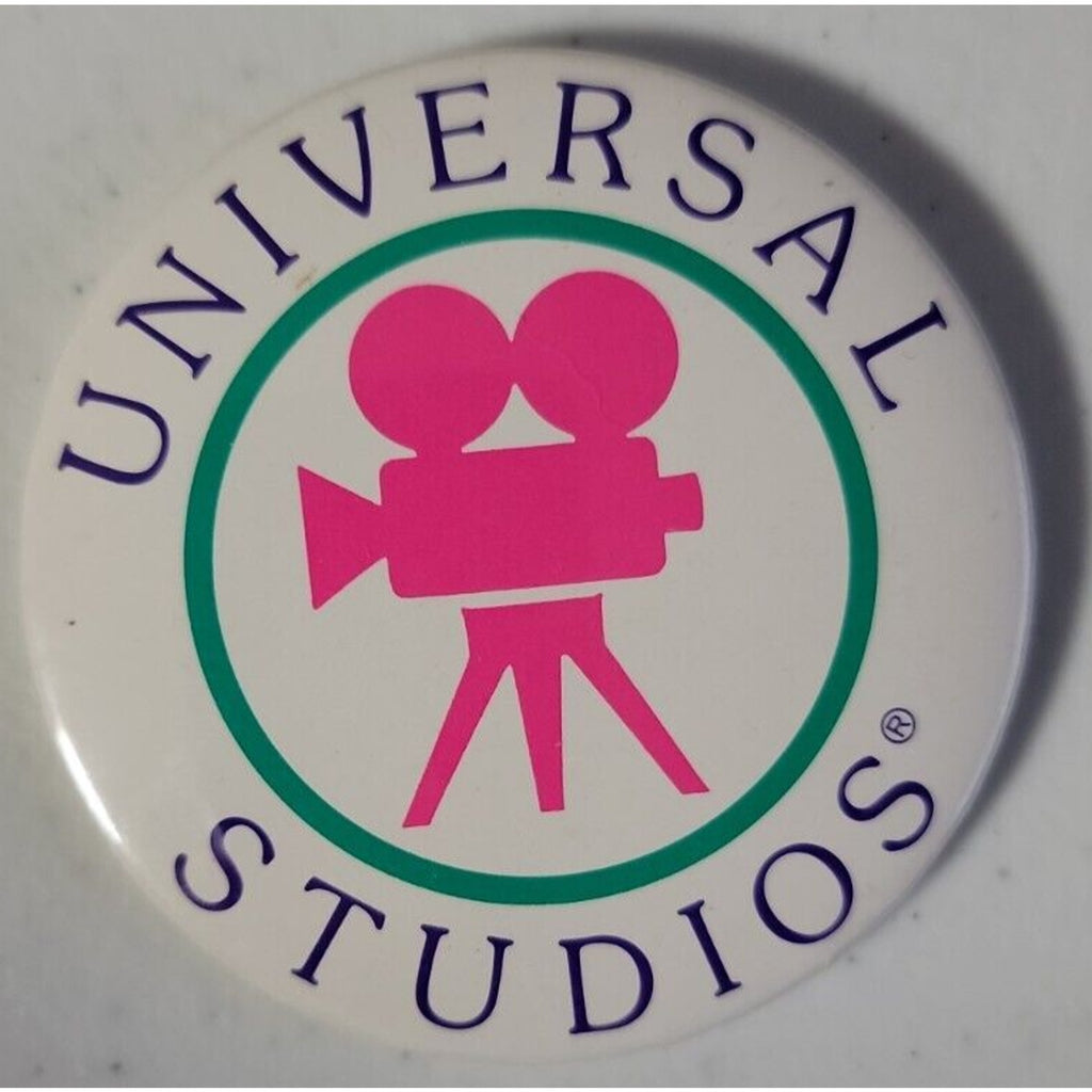 1996 Universal Studios Pinback