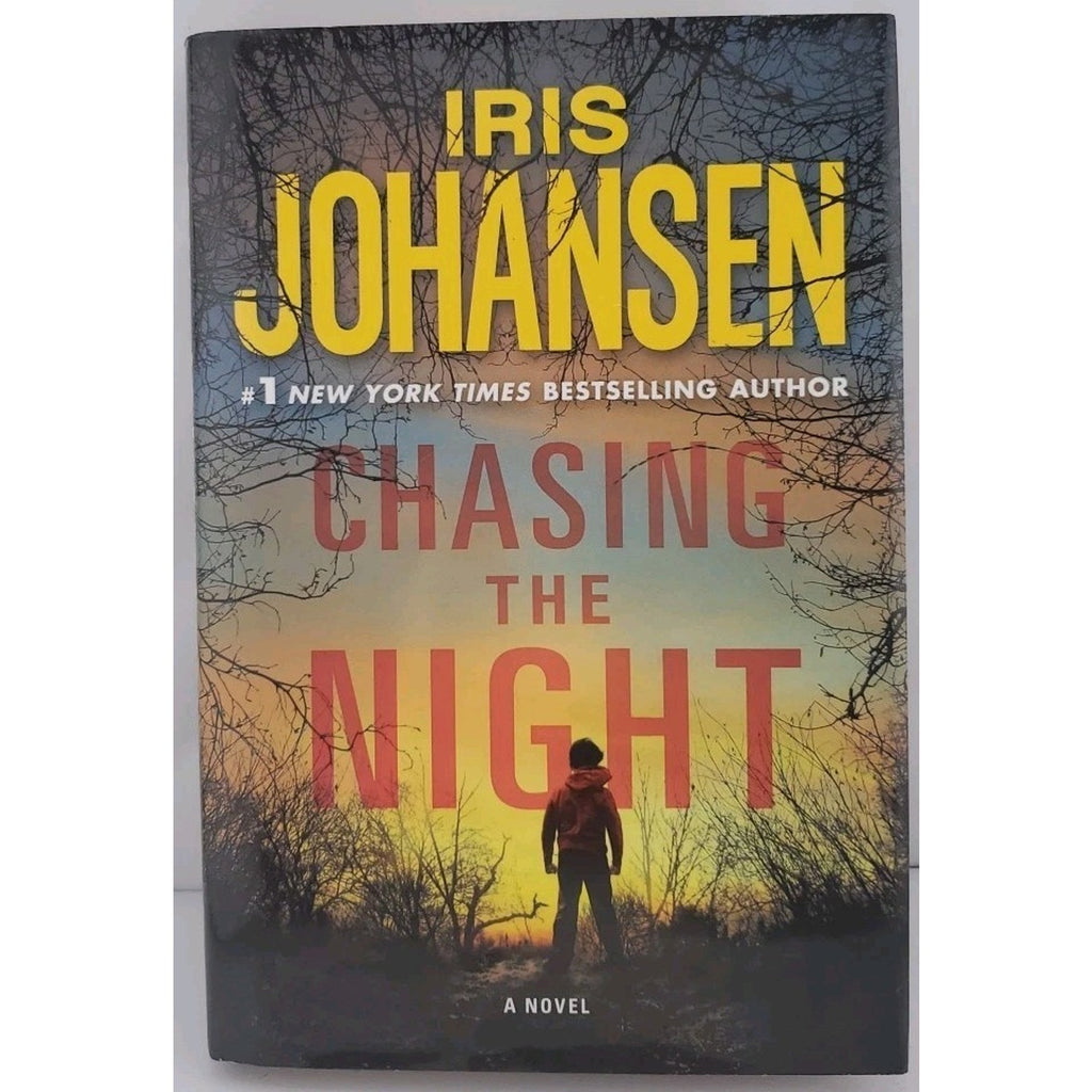 Chasing the Night by Iris Johansen (2010, Hardcover)