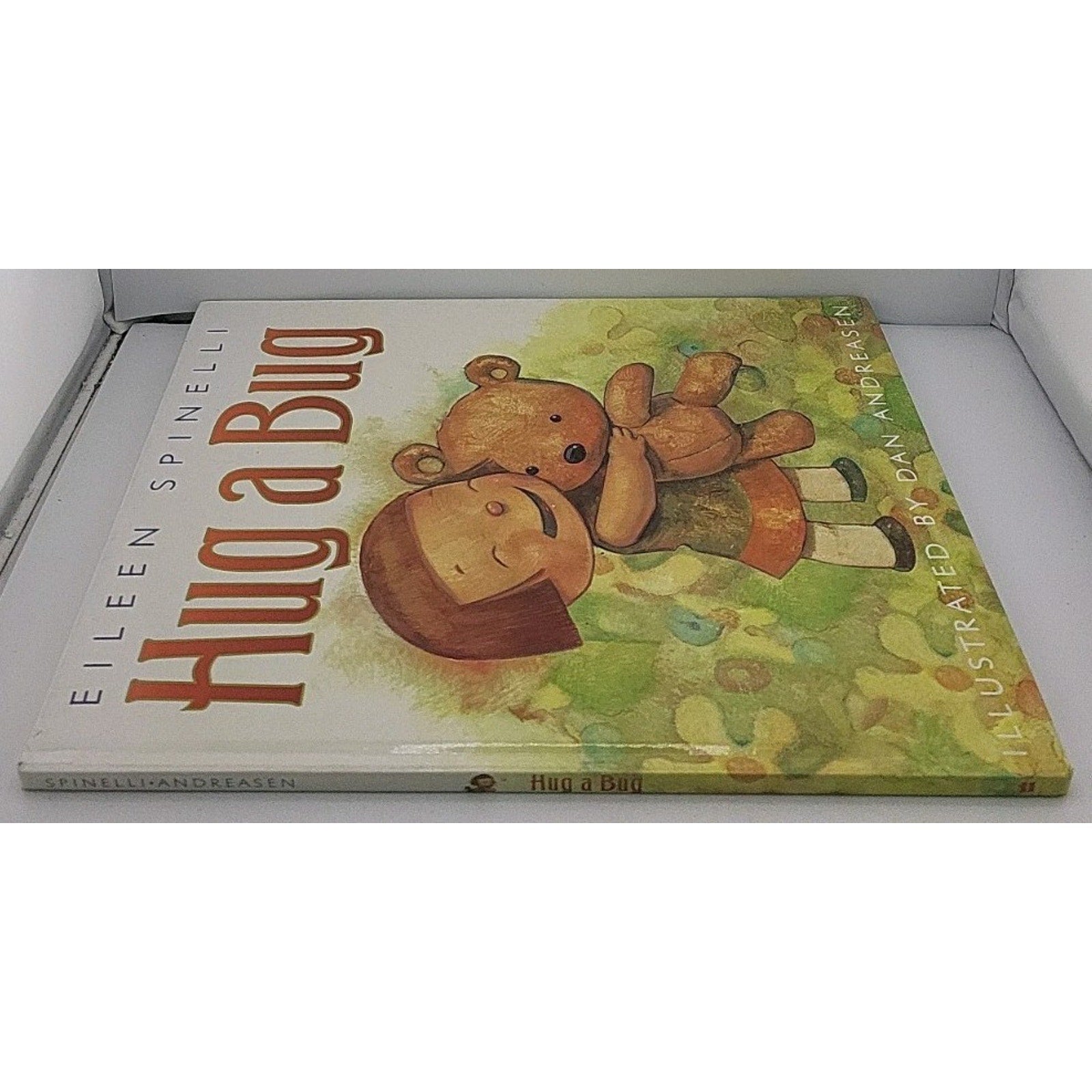 Hug a Bug by Eileen Spinelli (2008, Hardcover)