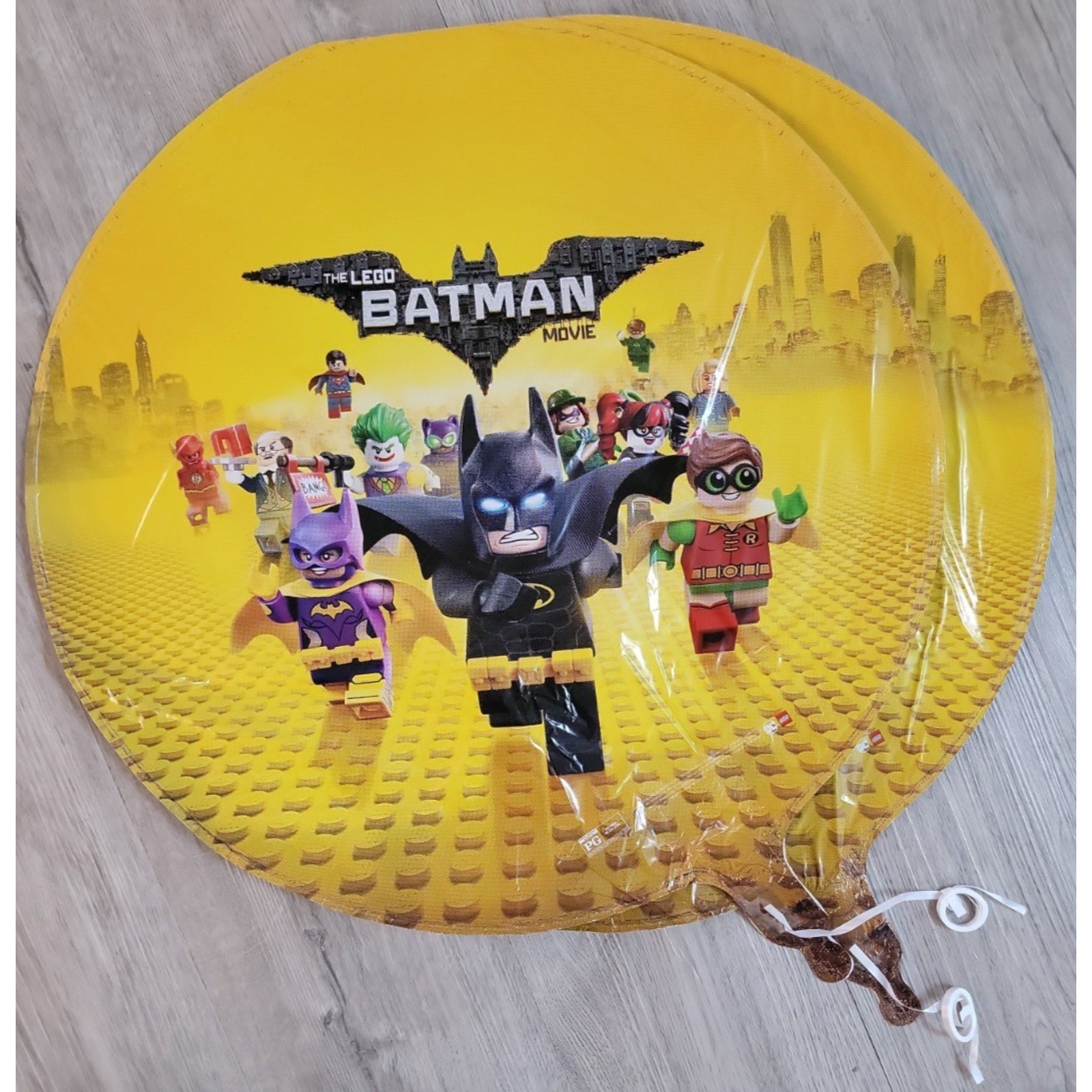 2017 The Lego Batman POP Kit. Standup Cutout & Promo Materials RARE HTF