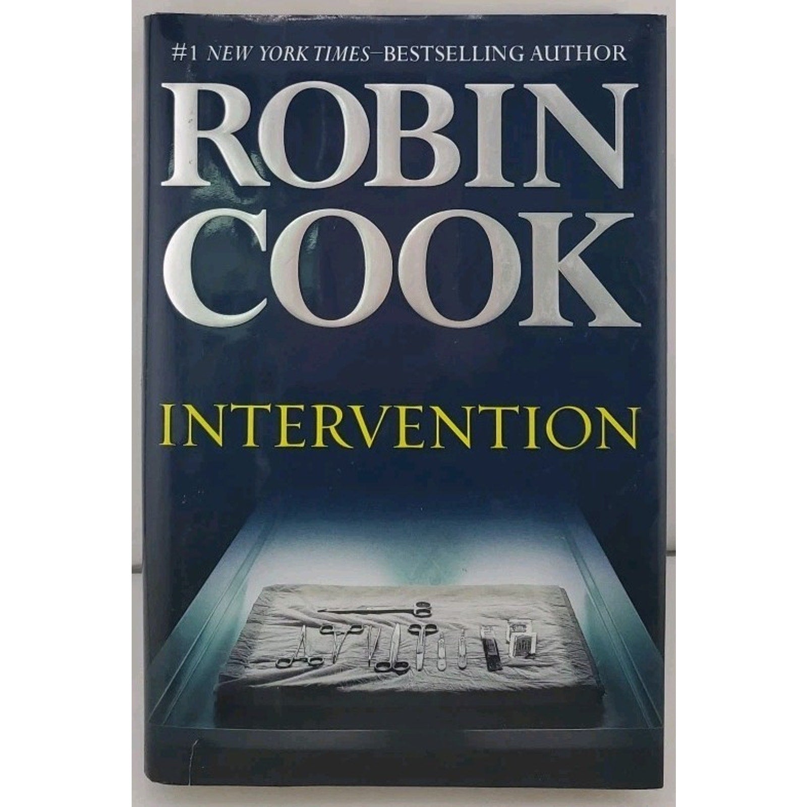 Intervention by Robin Cook (2009, Hardcover)