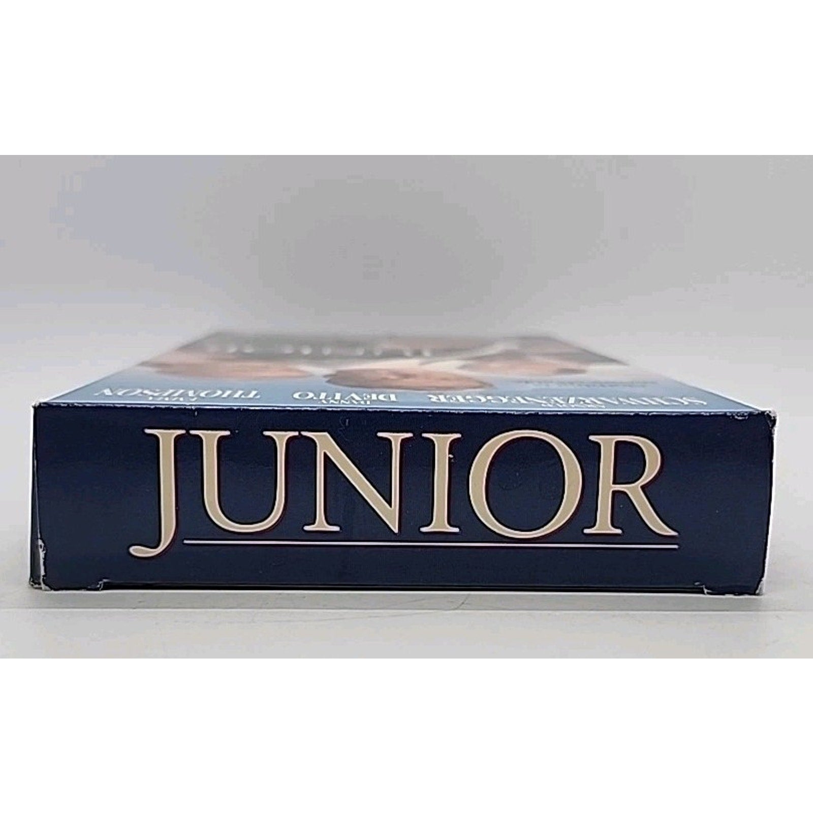 Junior (VHS, 1994)