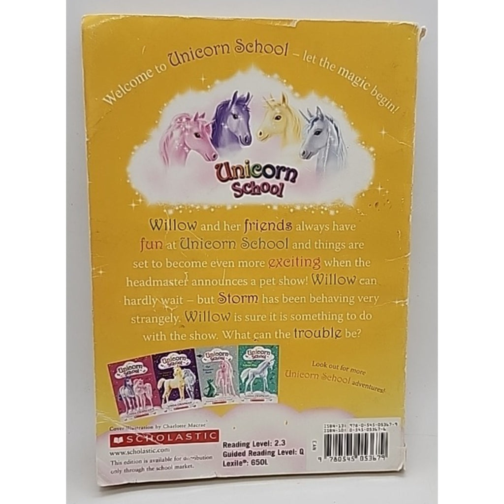 The Pet Show (Unicorn School, No. 5) by Linda Chapman