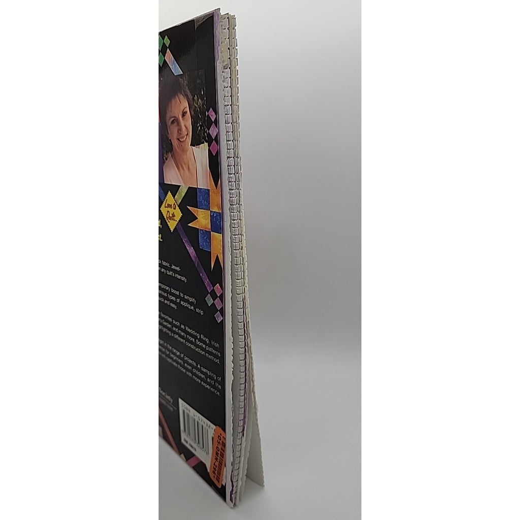 Bold Black and Beautiful Quilts by Debbie Kratovil (2004, Trade Paperback)