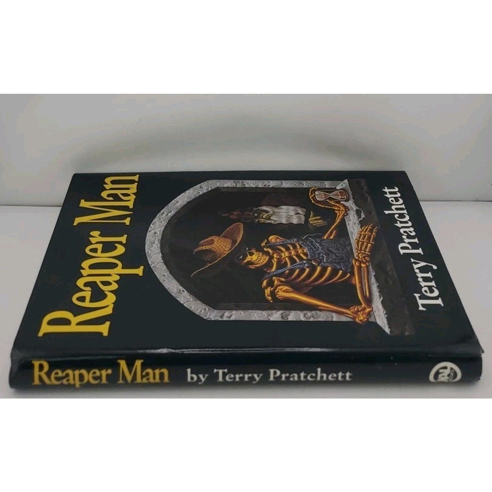 Reaper Man By Terry Pratchett 1991 First Edition UK (Hardcover)
